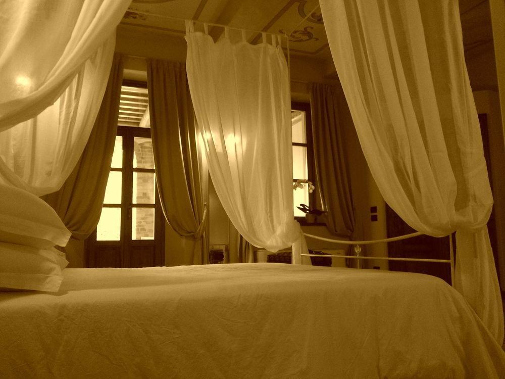 Dimora Cortese Castagnole delle Lanze Exterior photo
