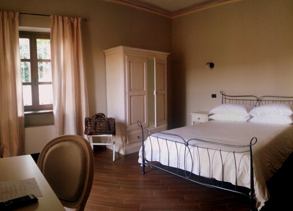 Dimora Cortese Castagnole delle Lanze Exterior photo