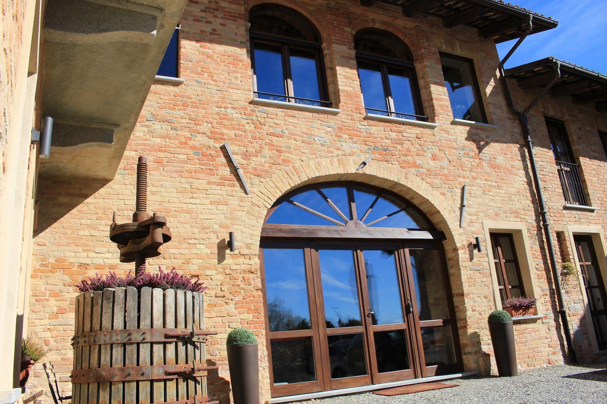 Dimora Cortese Castagnole delle Lanze Exterior photo